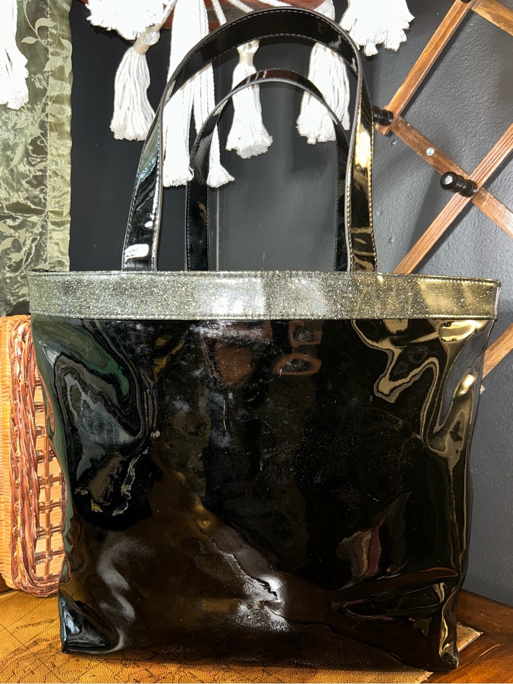 Jimmy Choo Parfums Embossed Black Shiny Patent Tote with Glitter Trim - Picture 7 of 12
